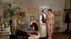 صديقها يضاجع فتاة و  ...