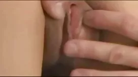 متحول جنسيا بعمر 19  ...