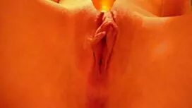 MILF في غرفة الملابس ...