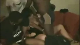 مع صورسكيس عربي ثدي  ...